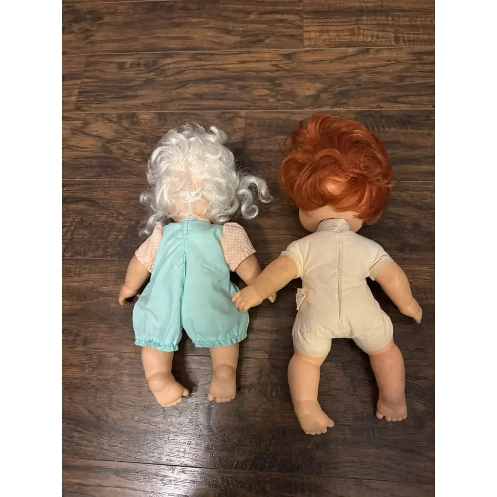 Vintage 1982 Kenner Strawberry Shortcake & Apricot Dolls /Blow A Kiss /Hong Kong